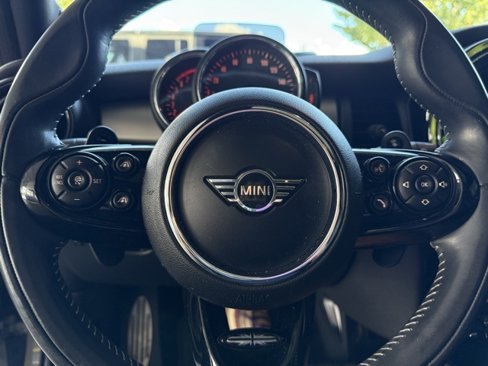Used 2020 MINI Cooper S image 19