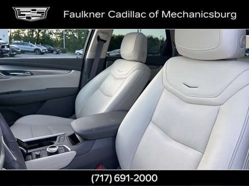 Used 2021 Cadillac XT5 Premium Luxury image 17