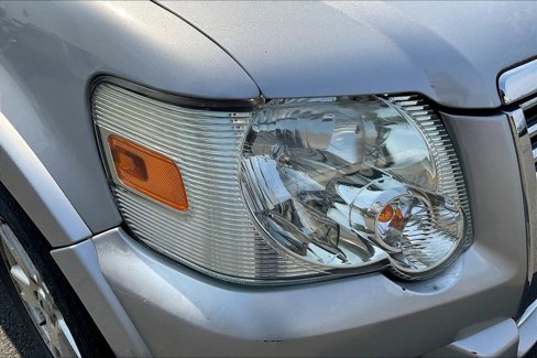 Used 2010 Ford Explorer XLT image 26