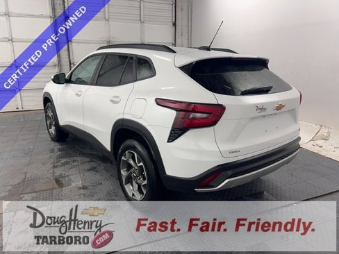 Certified 2024 Chevrolet Trax LT w/ Driver Confidence Package image 7