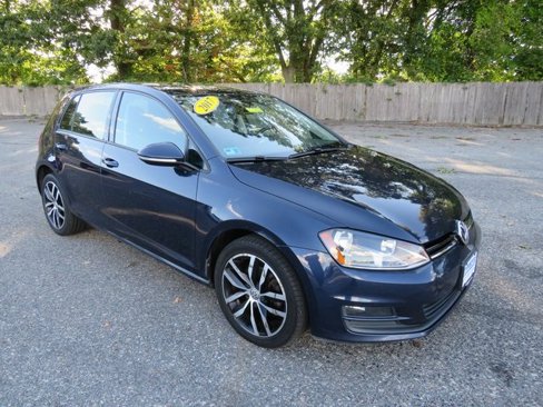 Used 2017 Volkswagen Golf SEL image 7