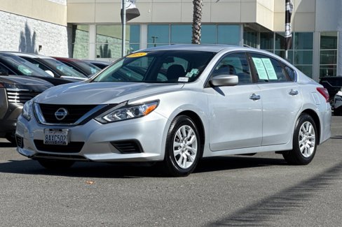 Used 2018 Nissan Altima 2.5 S w/ S Convenience Package image 8