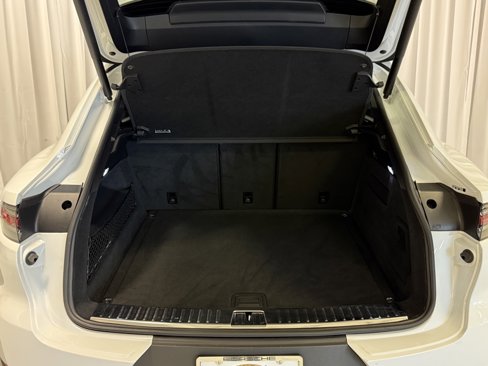 Certified 2022 Porsche Cayenne Coupe image 27