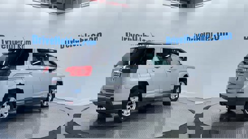 Used 2011 GMC Terrain SLE image 3