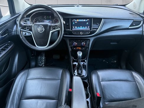 Used 2020 Buick Encore Essence image 10