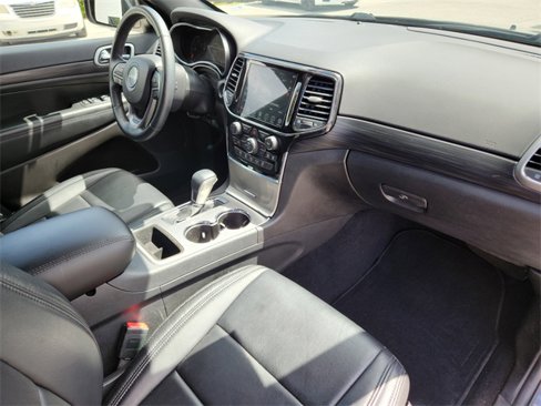 Certified 2021 Jeep Grand Cherokee Laredo X image 11