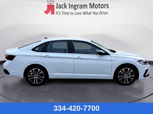 New 2025 Volkswagen Jetta Sport image 6