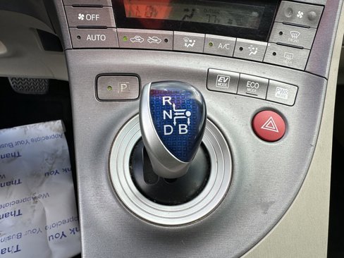 Used 2015 Toyota Prius Three image 32