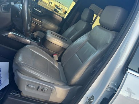 Used 2020 Chevrolet Silverado 2500 LTZ w/ LTZ Convenience Package image 11