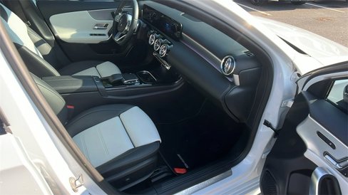 Used 2021 Mercedes-Benz A 220 image 18