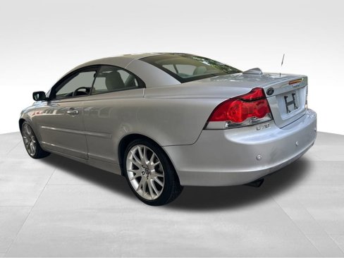 Used 2007 Volvo C70 T5 image 4