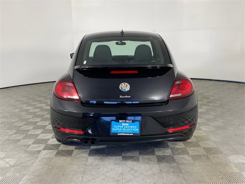 Used 2018 Volkswagen Beetle 2.0T S image 24