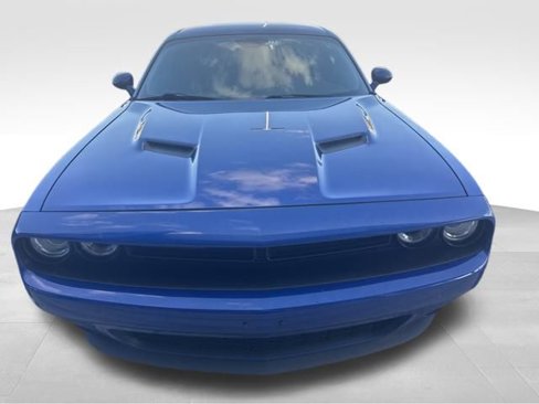 Used 2018 Dodge Challenger SXT w/ Blacktop Package image 2