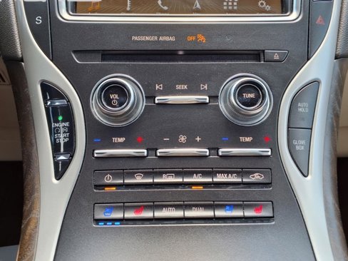 Used 2019 Lincoln Nautilus Reserve image 14