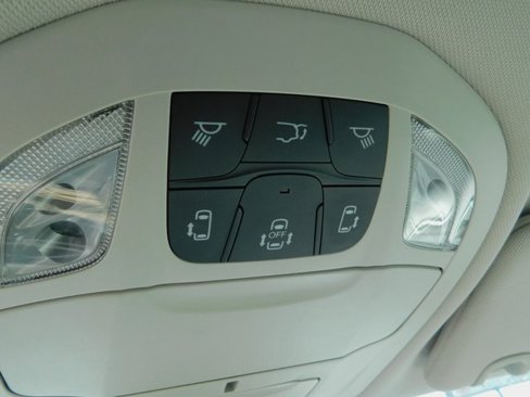 Used 2017 Chrysler Pacifica Touring-L Plus w/ Advanced Safetytec Group image 32
