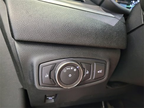 Used 2018 Lincoln MKC Premiere image 27
