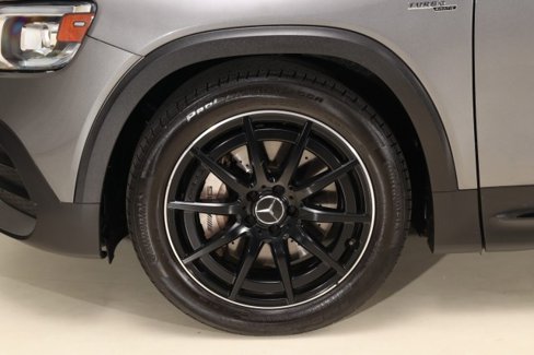 Used 2021 Mercedes-Benz GLB 35 AMG 4MATIC image 28