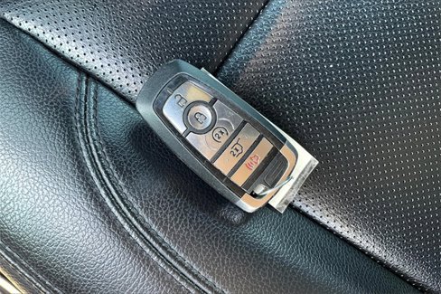 Used 2021 Ford Expedition Max XLT image 11