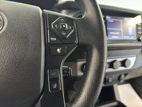 Used 2022 Toyota Tacoma SR image 17