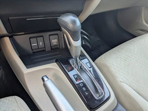Used 2015 Honda Civic SE image 13