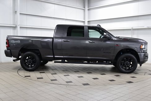 Used 2022 RAM 2500 Big Horn w/ Level C Equiment Group image 8