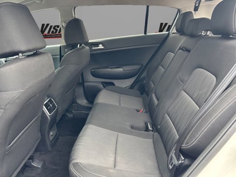 Used 2020 Kia Sportage LX image 10