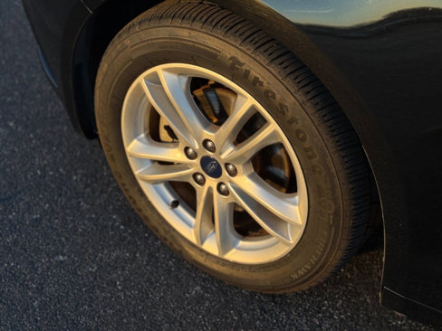 Used 2018 Ford Fusion SE w/ Fusion SE Technology Package image 7