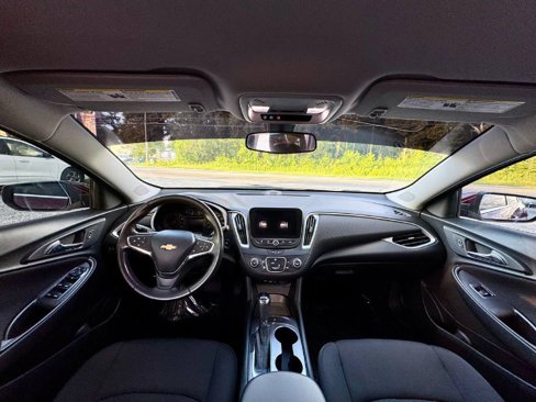 Used 2020 Chevrolet Malibu RS image 10