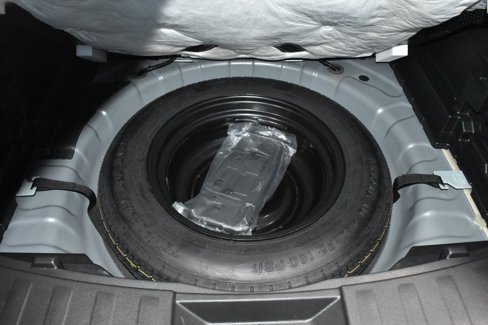 Used 2020 Nissan Rogue SV w/ Premium Package image 36