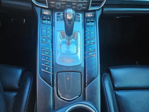 Used 2014 Porsche Panamera GTS image 12