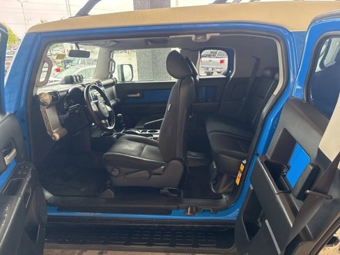 Used 2007 Toyota FJ Cruiser 4WD image 11