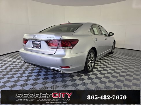 Used 2015 Lexus LS 460 AWD image 7