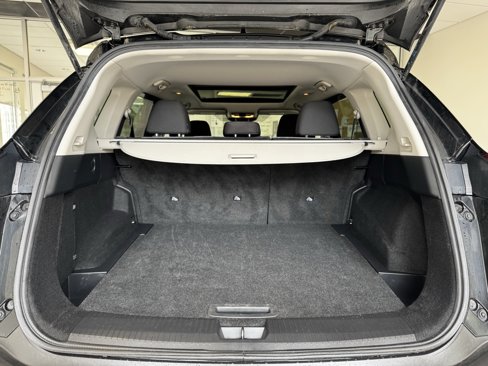 Used 2021 Nissan Rogue SV image 25