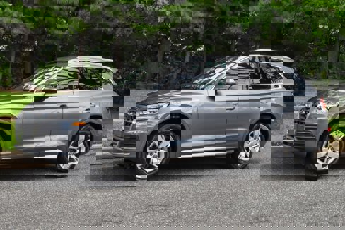 Used 2018 Audi Q5 2.0T Premium Plus w/ Premium Plus Package image 2
