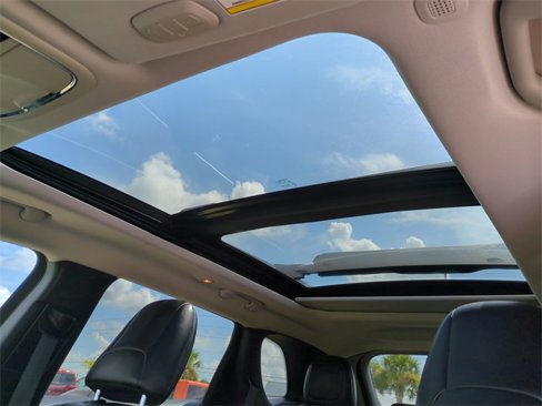 Used 2022 Jeep Cherokee Latitude Lux w/ Sun & Sound Group image 20
