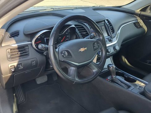 Used 2017 Chevrolet Impala LT image 10
