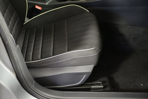 Used 2023 Volkswagen Jetta Sport image 10
