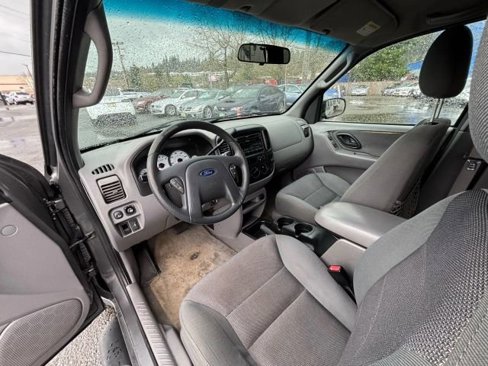 Used 2002 Ford Escape XLT image 10