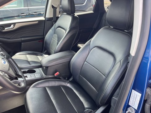 Used 2022 Ford Escape SEL image 36