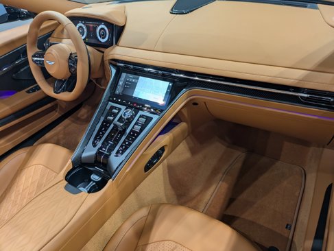 New 2025 Aston Martin DB12 Convertible image 21