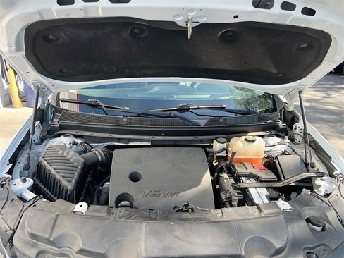 Used 2018 Chevrolet Traverse Premier image 32