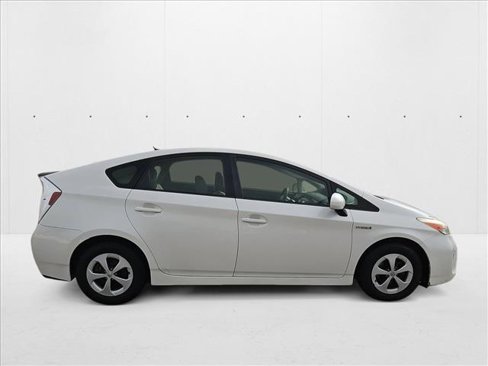 Used 2014 Toyota Prius Three image 4