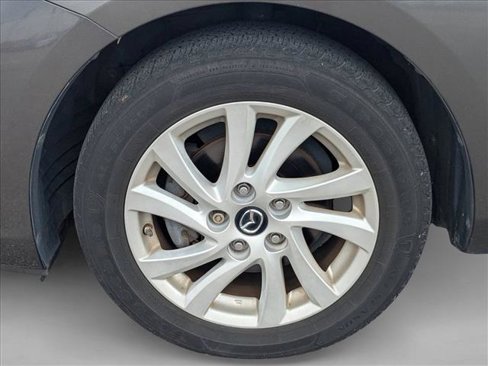 Used 2013 MAZDA MAZDA3 i Touring w/ Preferred Equipment Pkg image 10