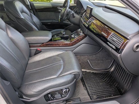 Used 2015 Audi A8 L 4.0T w/ Premium Package image 29