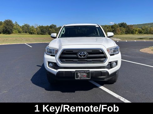 Used 2017 Toyota Tacoma SR5 image 2
