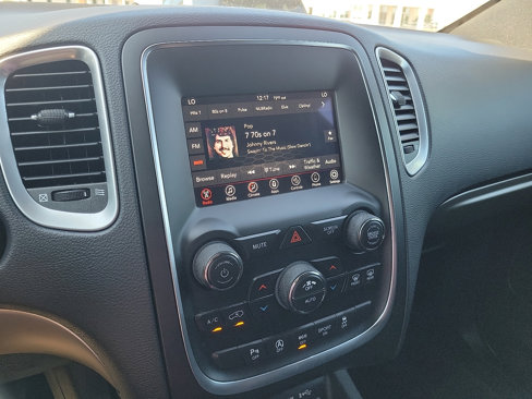 Used 2019 Dodge Durango SXT image 17