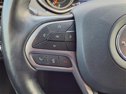 Used 2021 Jeep Cherokee Limited image 23