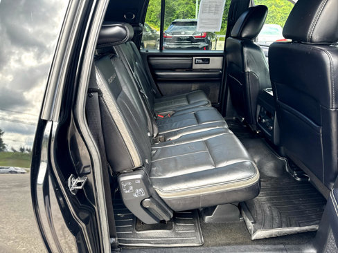 Used 2017 Ford Expedition EL Platinum image 11