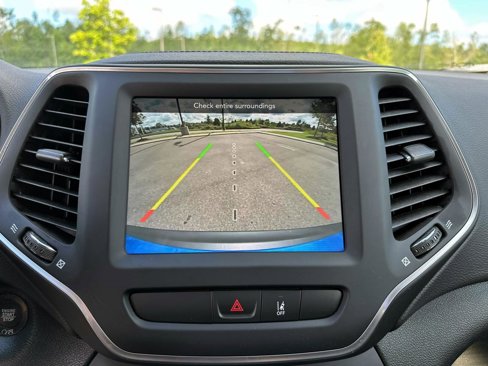 Used 2022 Jeep Cherokee Latitude Lux image 25