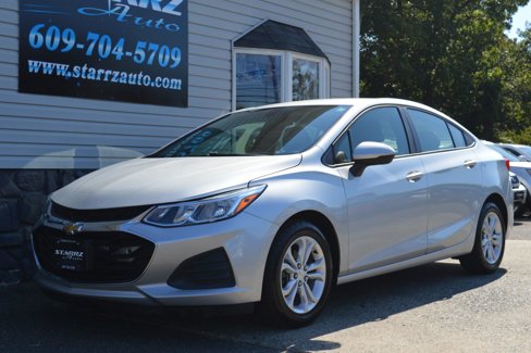 Used 2019 Chevrolet Cruze LS w/ LS Convenience Package image 1